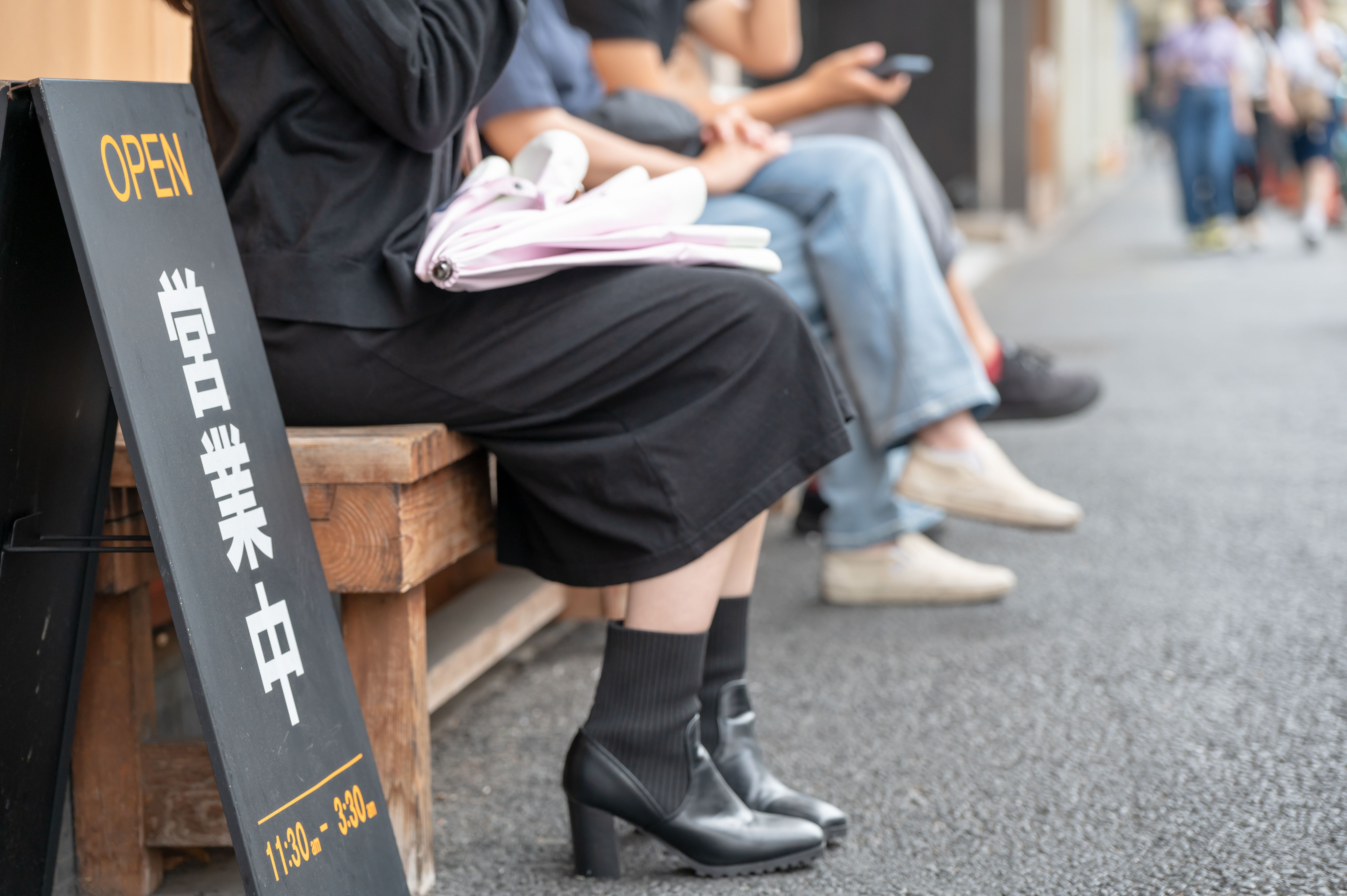 飲食店がリピーターを重視すべき4つの理由とは？リピーター獲得の方法を徹底解説 のコラムの記事のカバー画像 
